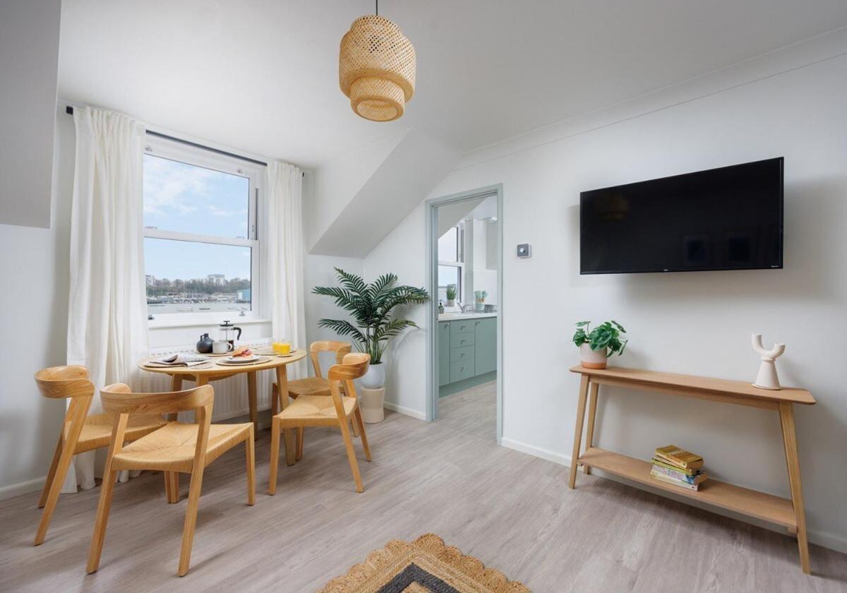 Luxury Penthouse 2 Bed Apartment Plymouth Exterior photo