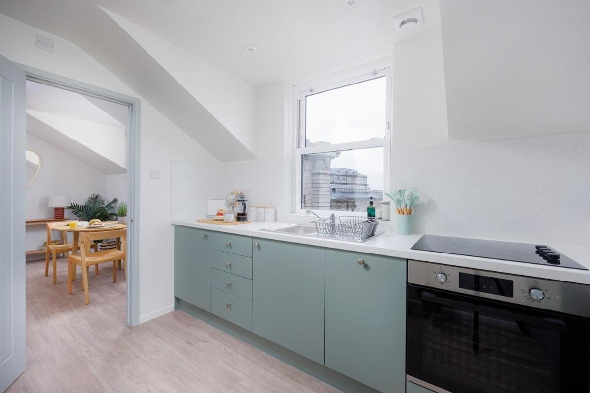 Luxury Penthouse 2 Bed Apartment Plymouth Exterior photo