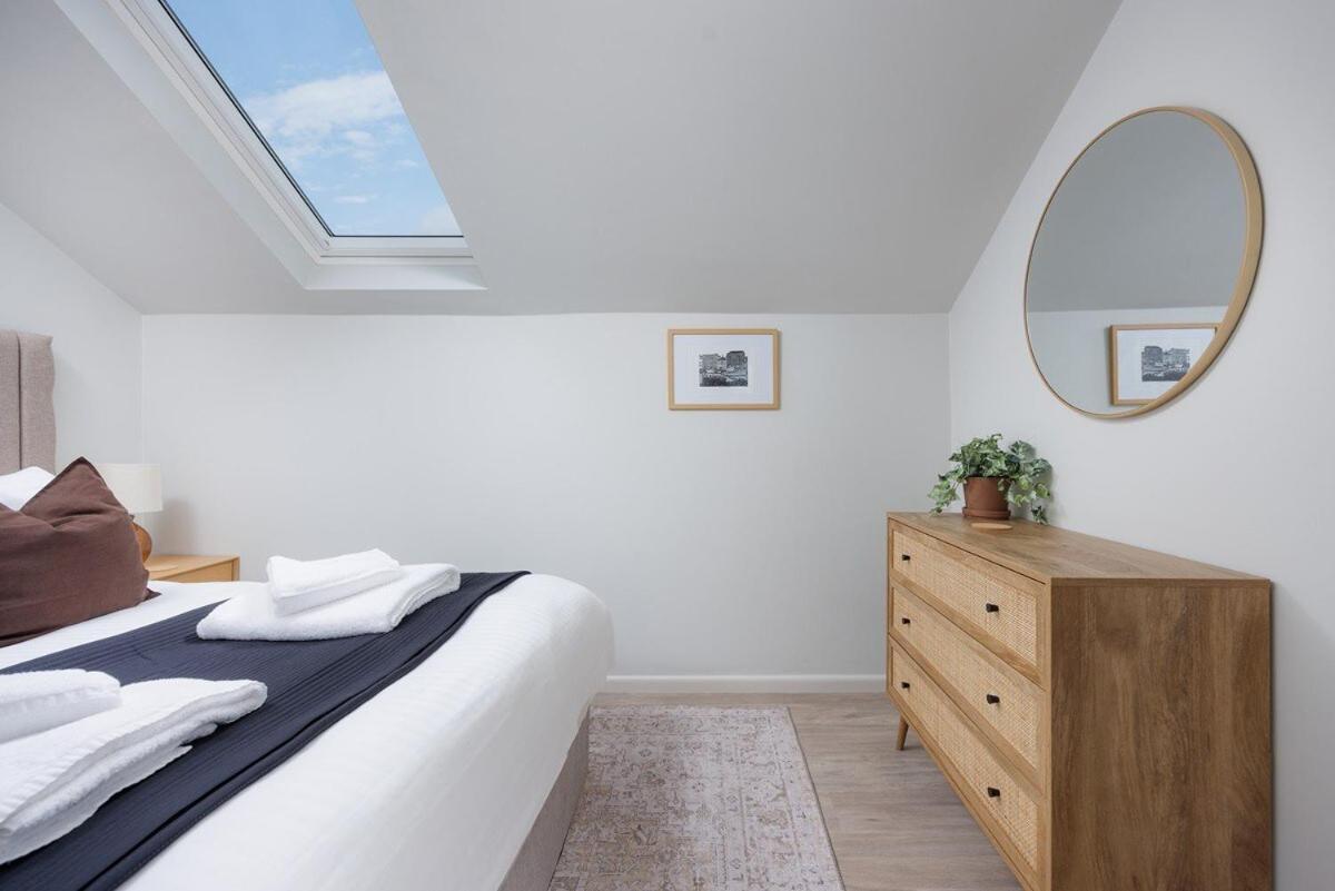 Luxury Penthouse 2 Bed Apartment Plymouth Exterior photo